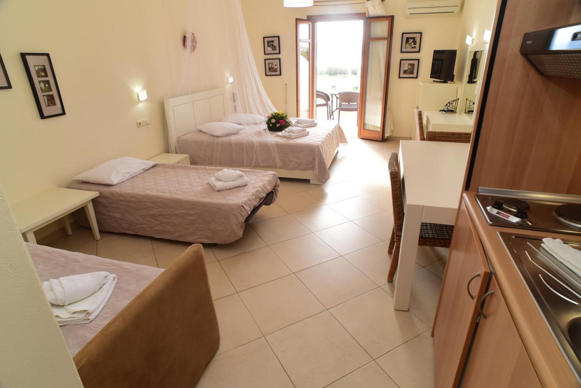 Margaritari Hotel Айя-Анна Экстерьер фото