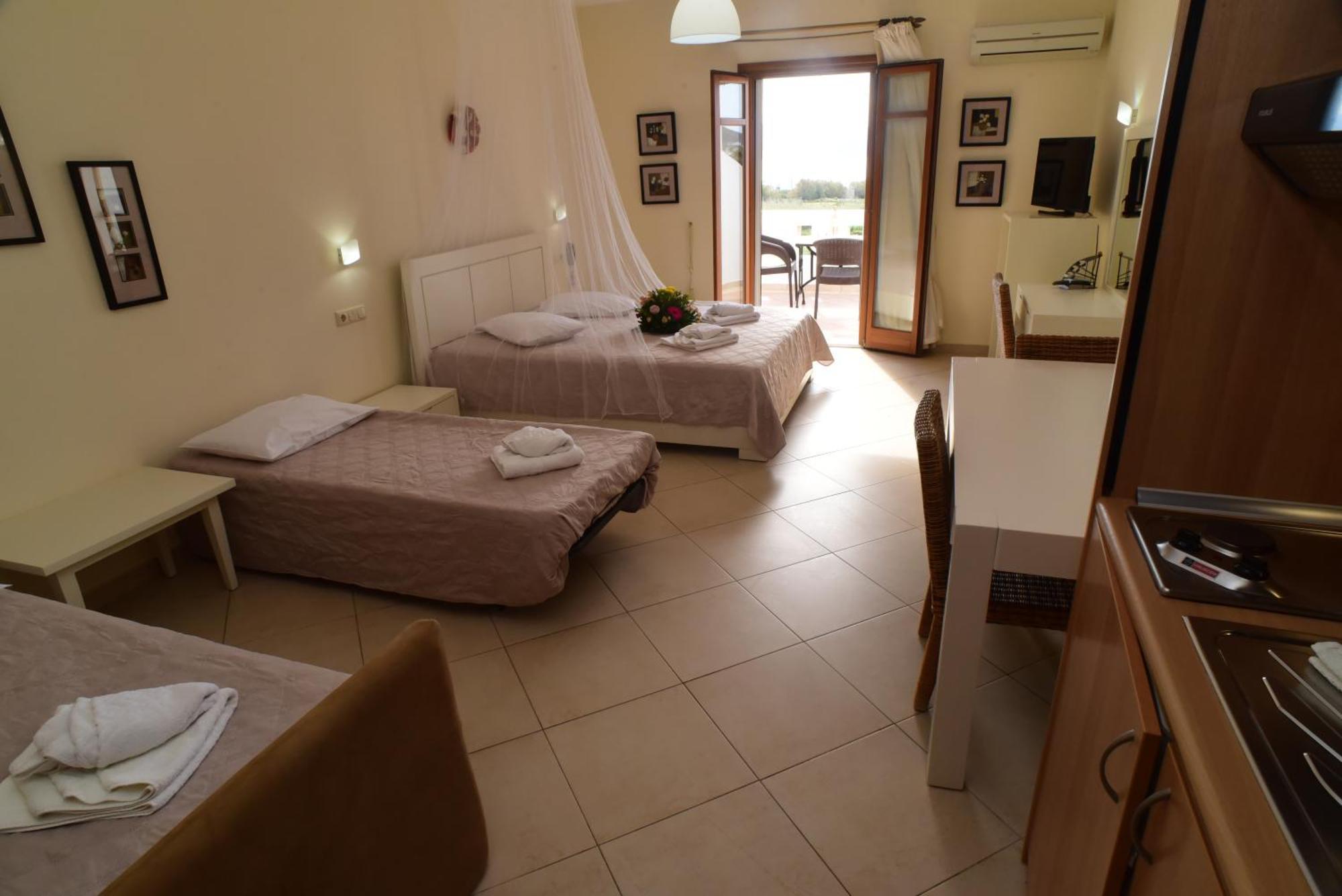 Margaritari Hotel Айя-Анна Экстерьер фото