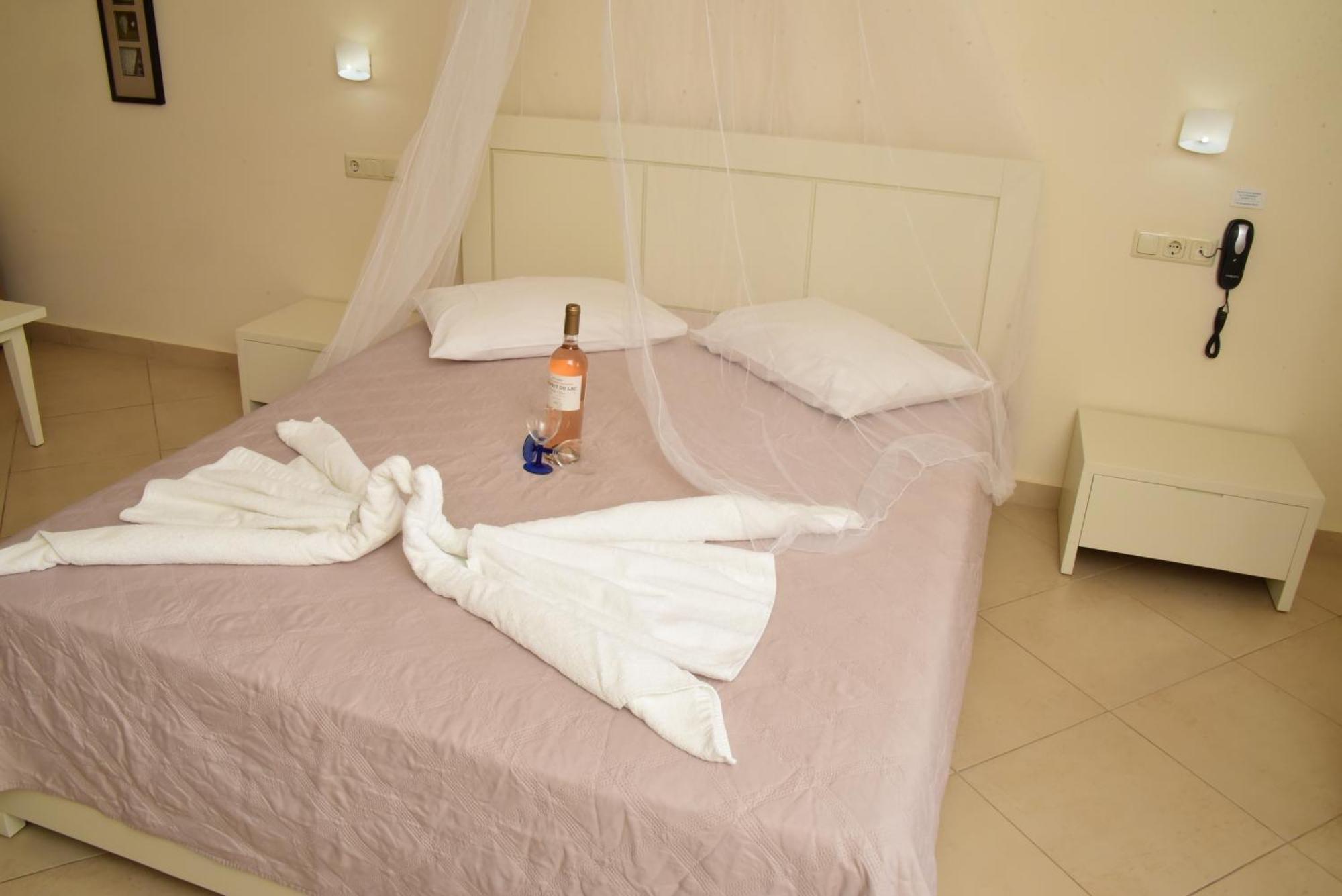 Margaritari Hotel Айя-Анна Экстерьер фото